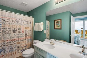 Condo (Ocean Reef 1701(4/3)) | Bathroom