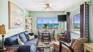 Condo (Oceanna 18 (1/1)) | Exterior