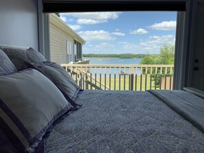 4 makuuhuonetta, silitysrauta/-lauta, Wi-Fi, vuodevaatteet