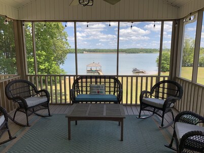THE Premier Clemson /Seneca Lake Home
