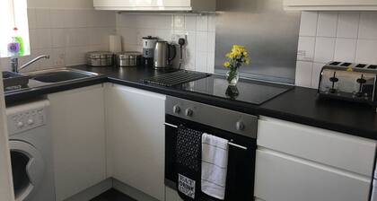 Eaton Ford Green Apartment