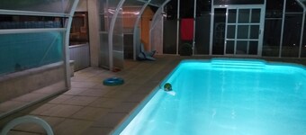 First-floor apartment in a detached house