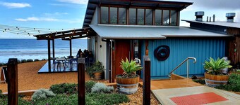 Luxury beach stay,  close to the famous SA wine regions