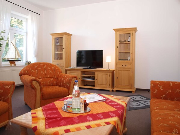 Imagen sin descripción, 1 de 16, botón