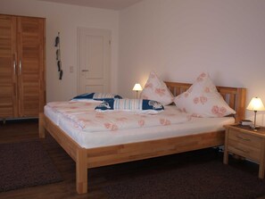 2 Schlafzimmer, Zimmersafe, WLAN, Bettwäsche