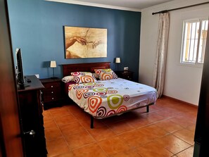 3 chambres, Wi-Fi, draps fournis