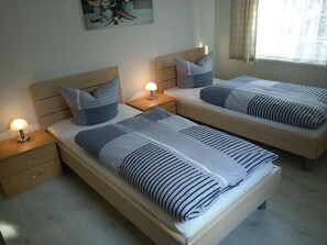 2 Schlafzimmer, Internetzugang