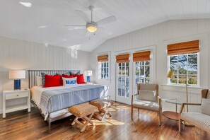 6 makuuhuonetta, silitysrauta/-lauta, vauvan matkasänky, ilmainen Wi-Fi