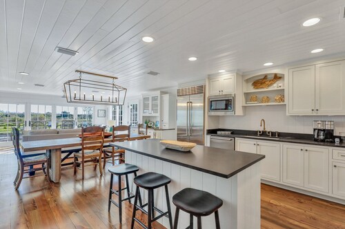 Completely Renovated Ocean Front Home! Easy Walk To BEACH | Heated Pool | Sleeps 12