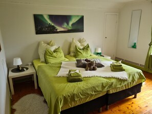 2 chambres, fer et planche à repasser, Internet gratuit