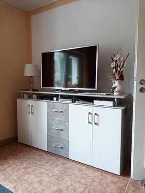 Interni