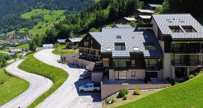 Bright duplex for 4-6 in Arêches-Beaufort, near slopes