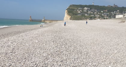 House 82m² / 3 bdrms / 5 pers / 200m Port Plage / Beds made / 4* / 4* in the town