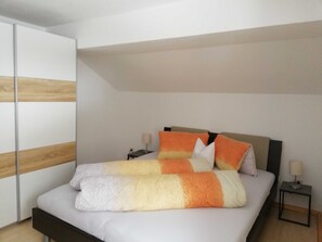 3 Schlafzimmer, WLAN, Bettwäsche