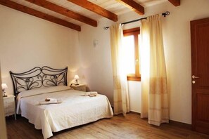 4 Schlafzimmer, Bügeleisen/Bügelbrett, WLAN