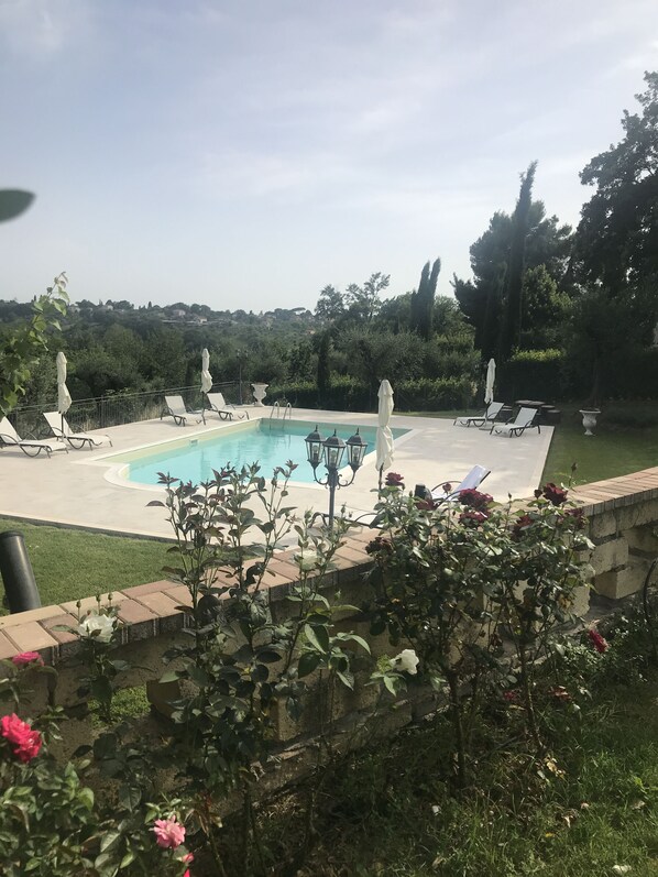 Piscina all'aperto