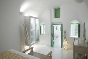 1 bedroom, internet, bed sheets - Santorini  luxury villa rental Greece (Imerovigli)