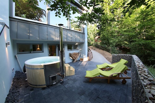 Peace and wellness oasis in the middle of nature