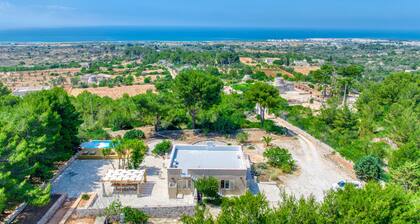 Sea view pool villa w/ garden, 2km from sand