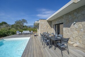 A heated pool - Villa Alivu near Saint-Cyprien beach (Lecci)