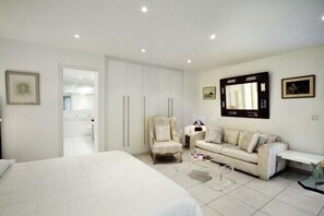 4 bedrooms, WiFi