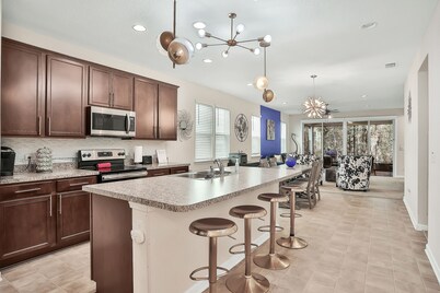 COZY 4 BEDROOM RANCH NEAR JAX