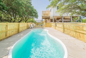 Pool - C9010 The Swan Shack. 4x4 Beach/Oceanside, Pool/Hot Tub, Theater, Private! (Carova Beach)