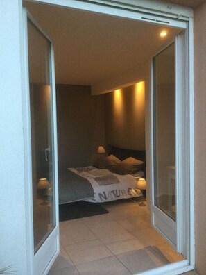 3 bedrooms, iron/ironing board, free WiFi