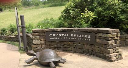 The House-Fantastic location! Bike in-Bike out