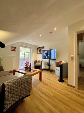 Smart TV, books