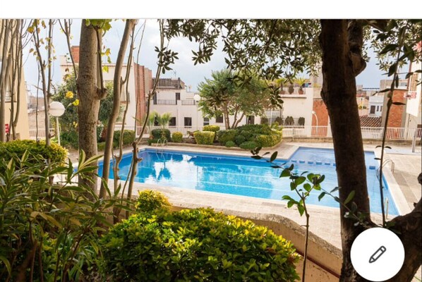 Piscine extérieure