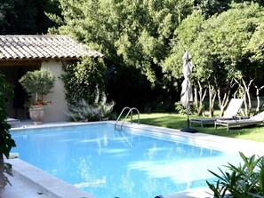 Alberca al aire libre 