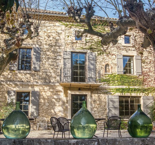 Full of character, standing, SWIMMING POOL, large GARDEN, QUIET CHARM & BEAUTY