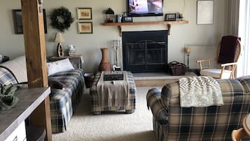 Télévision, cheminée