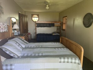 4 habitaciones, wifi gratis y ropa de cama 