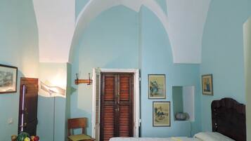 3 camere, ferro/asse da stiro, Wi-Fi (a pagamento), lenzuola