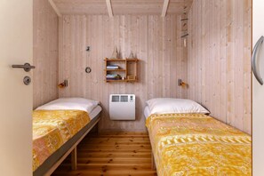 2 bedrooms