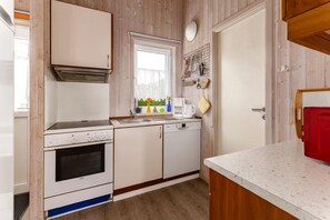 Kühlschrank, Herdplatte, Geschirrspüler