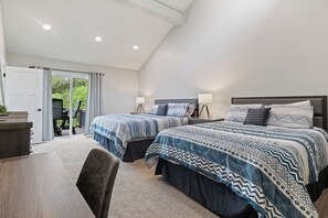 3 chambres, matelas mémoire de forme, bureau, fer et planche à repasser