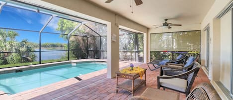 Piscine extérieure, piscine chauffée