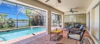 Beautiful Pool with Lake View Vacation Home