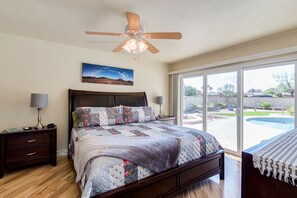 4 dormitorios, tabla de planchar con plancha, cuna de viaje y wifi