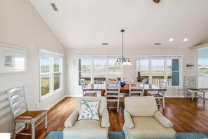 4 chambres, fer et planche à repasser, accès au Wi-Fi (inclus)