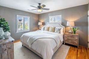 4 camere, ferro/asse da stiro, Wi-Fi gratuito, lenzuola