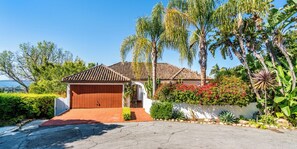 Exterior - Stunning Views on The American Riviera | Relaxing Oasis With Amenities For The Whole Family (Santa Barbara)