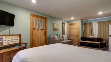 1 bedroom, iron/ironing board, free WiFi, bed sheets