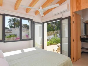 4 dormitorios, escritorio, tabla de planchar con plancha y wifi gratis