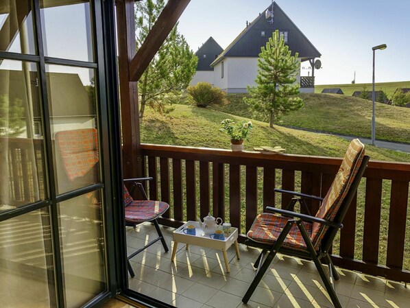 Property, House, Cottage, Room, Building, Home, Real Estate, Deck, Handrail, Tree