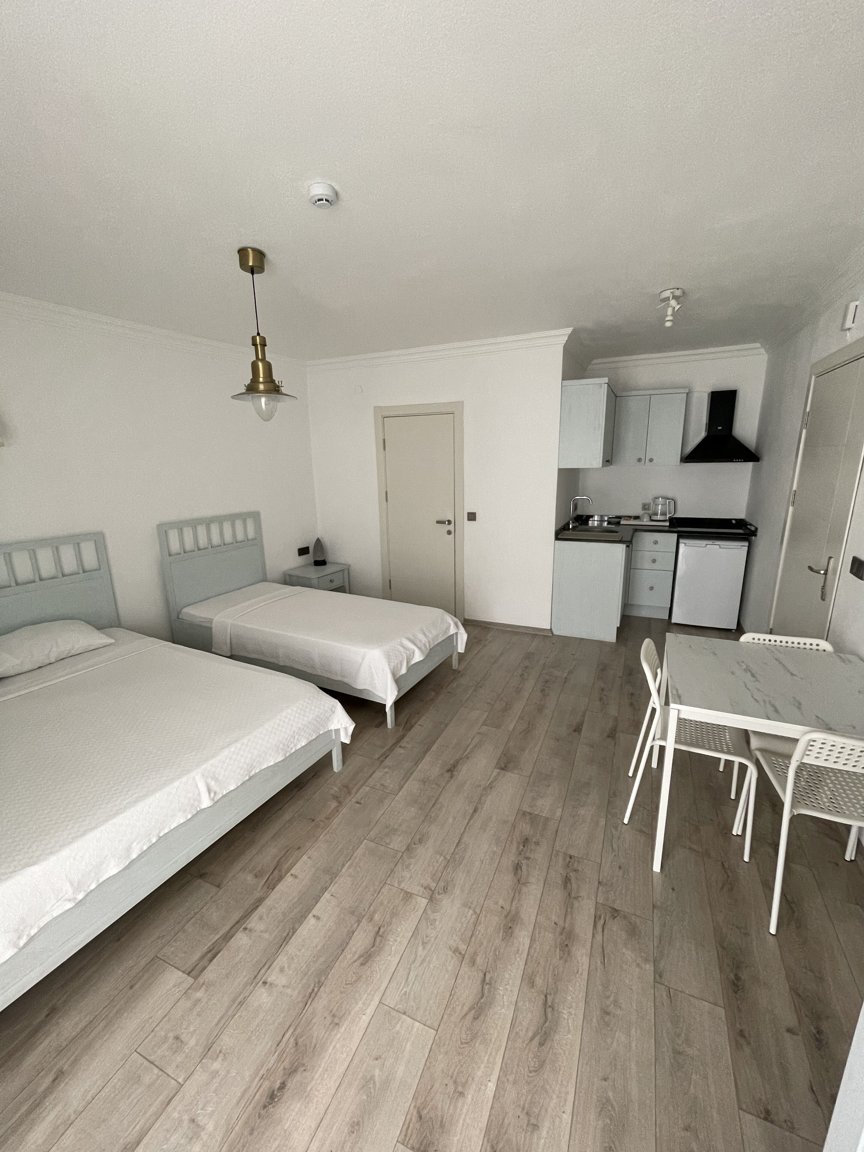 standard studio | minibar, free wifi, bed sheets