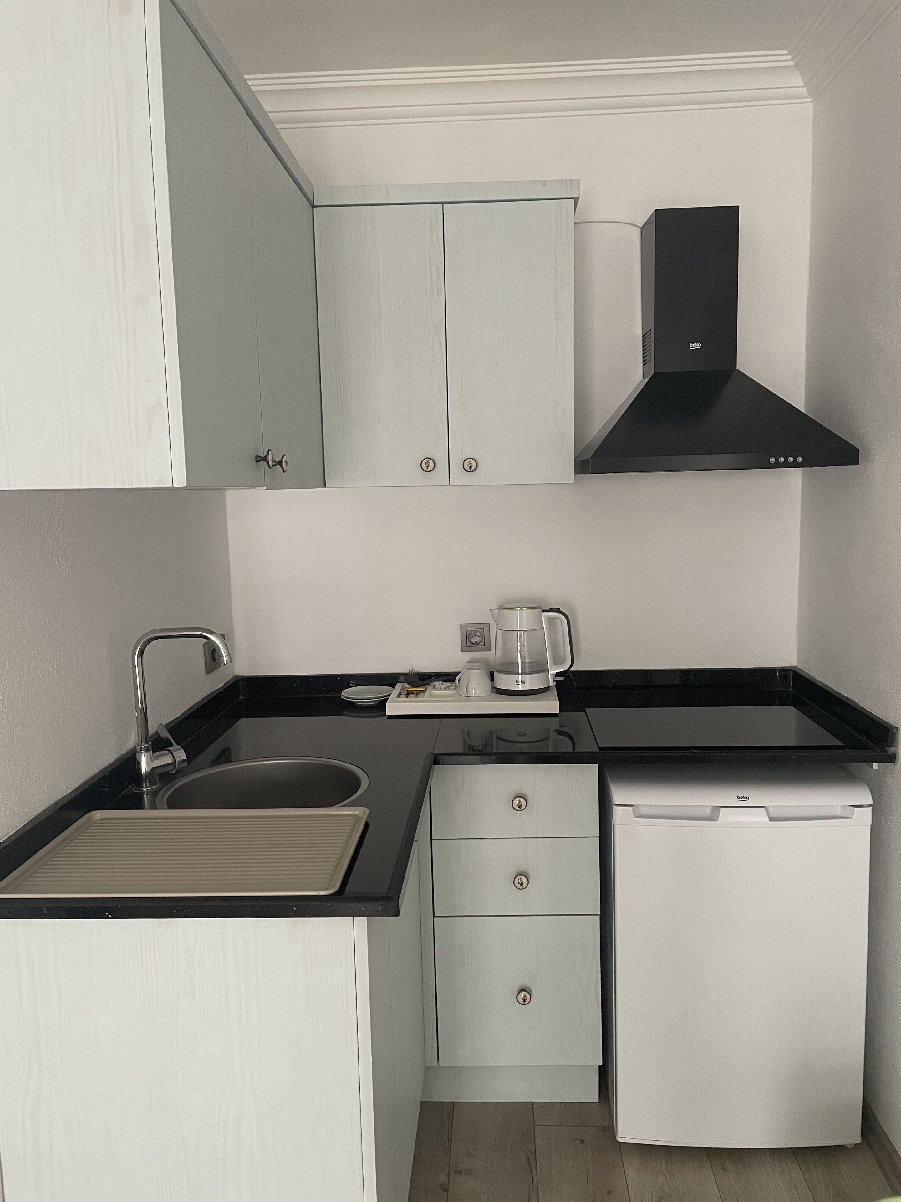 standard studio | minibar, free wifi, bed sheets